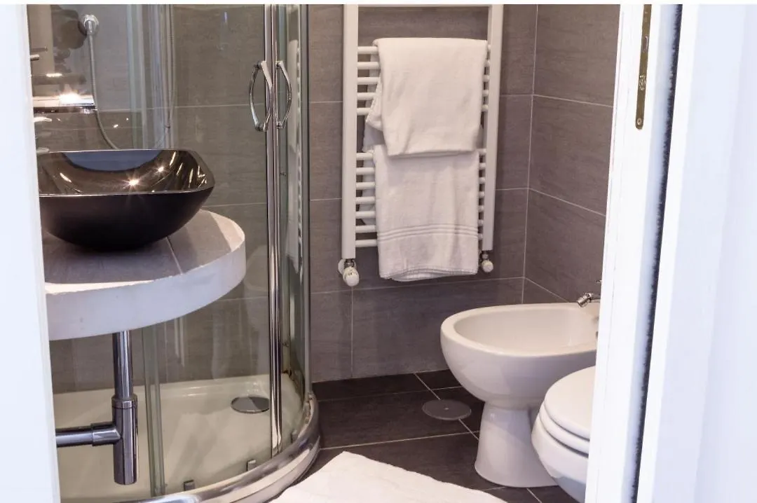 Hotel Infinity Castle Rom Italien
